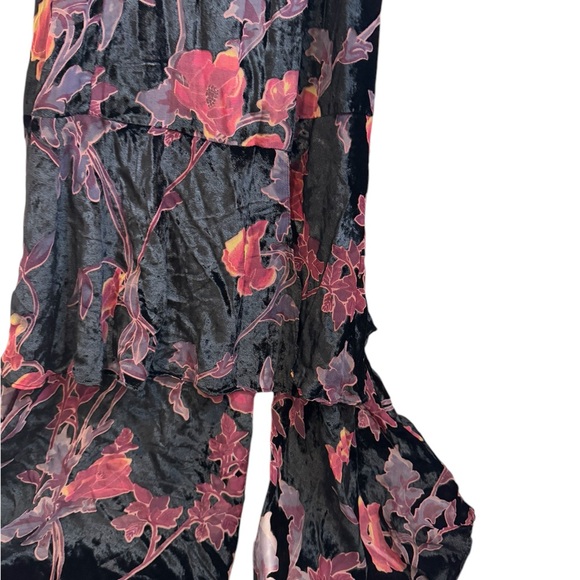 Hutch Elegant Black and Pink Floral
Maxi Floral Wrap Dress - Picture 7 of 12